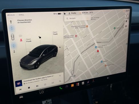 Used 2025 Tesla Model 3 Long Range RWD image 22