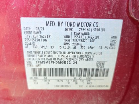 Used 2021 Ford Explorer Limited w/ Equipment Group 301A AWD/4WD image 20