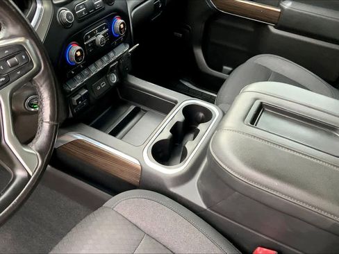 Used 2020 Chevrolet Silverado 1500 RST w/ Texas Edition AWD/4WD image 16