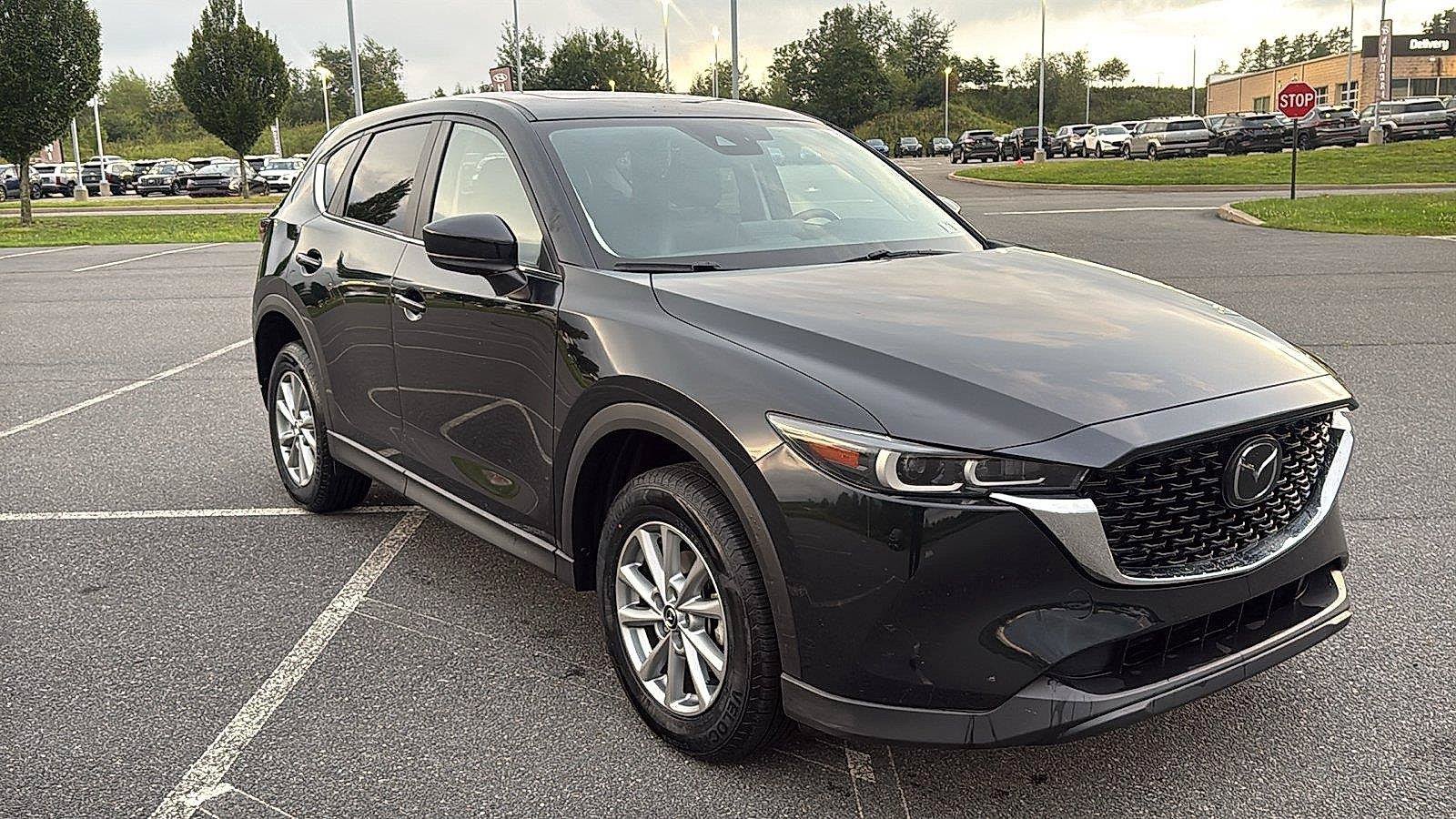 Used 2023 MAZDA CX-5 AWD 2.5 S image 1