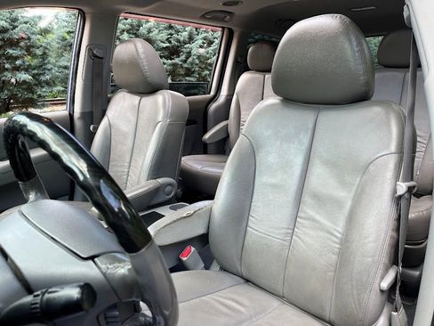 Used 2014 Kia Sedona EX w/ Luxury Package FWD image 9