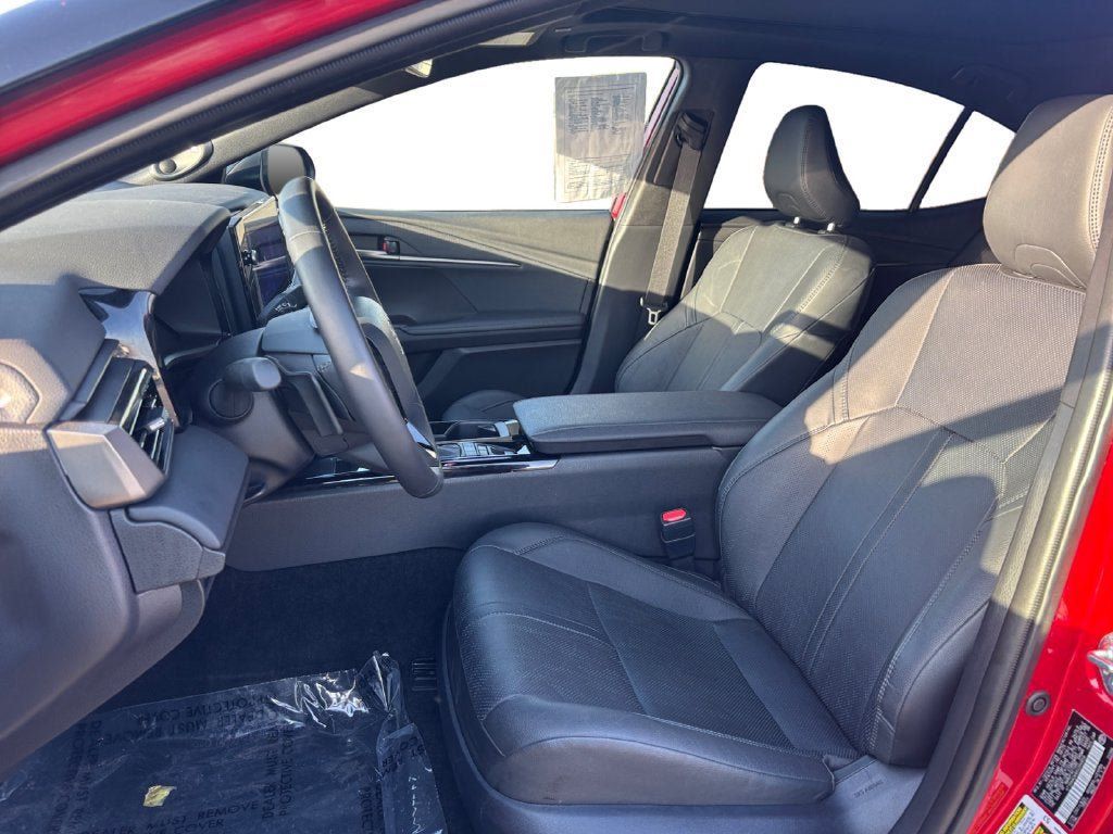 Used 2025 Toyota Camry XSE w/ Premium Package FWD image 10