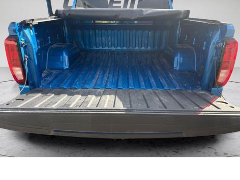 Used 2023 GMC Sierra 1500 Elevation image 17