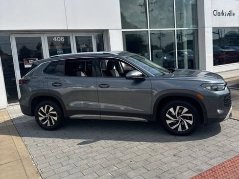 Used 2025 Volkswagen Tiguan S FWD image 5