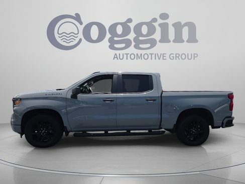 Used 2025 Chevrolet Silverado 1500 Custom w/ Turbomax Blackout Package RWD image 2