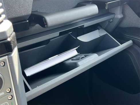 Used 2025 INEOS Grenadier image 34