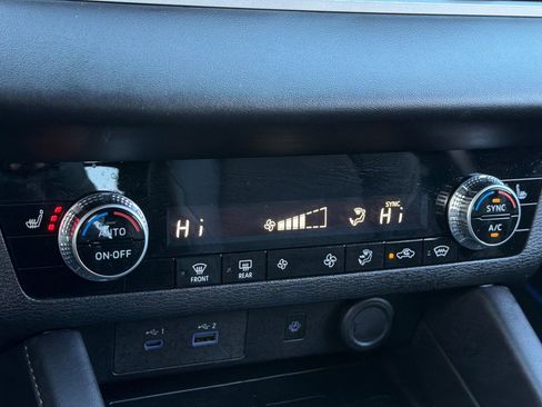 Used 2024 Mitsubishi Outlander SE image 22