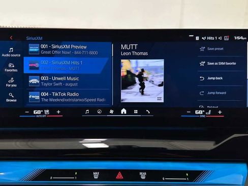 Used 2025 BMW M5 w/ Carbon Package image 32