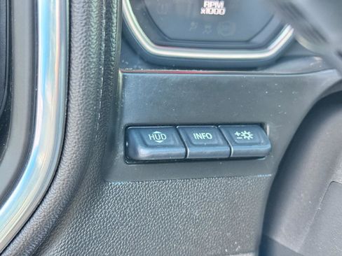 Used 2020 Chevrolet Silverado 1500 LTZ w/ LTZ Premium Package image 26