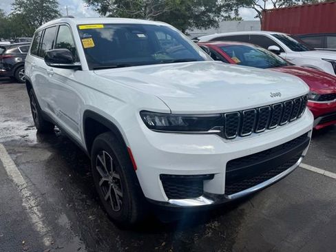 Used 2024 Jeep Grand Cherokee L Limited AWD/4WD image 10