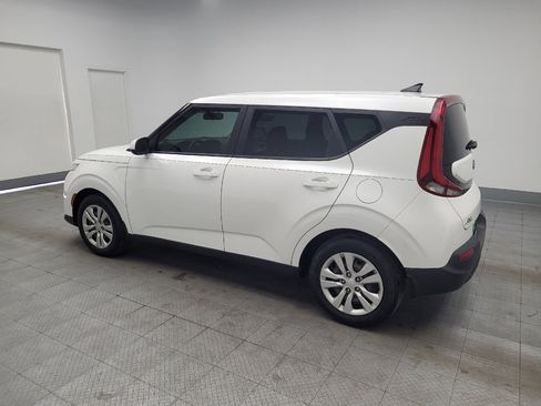 Used 2021 Kia Soul LX FWD image 3