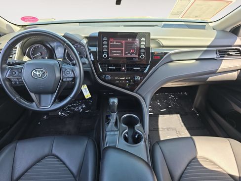 Certified 2022 Toyota Camry SE FWD image 10