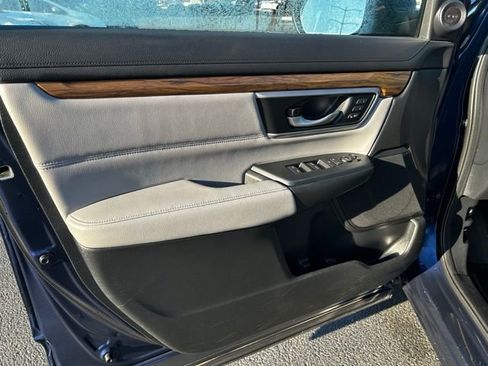 Used 2017 Honda CR-V Touring image 9