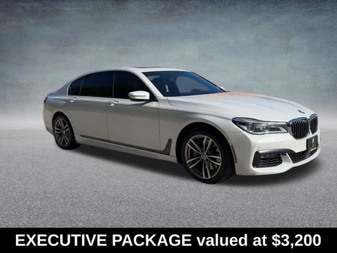 Used 2016 BMW 750i xDrive AWD/4WD image 2
