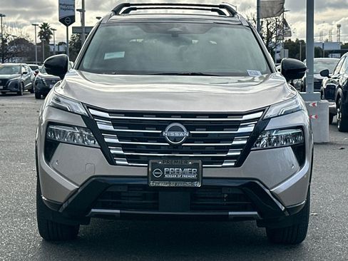 New 2026 Nissan Rogue Platinum w/ Platinum Premium Package image 6