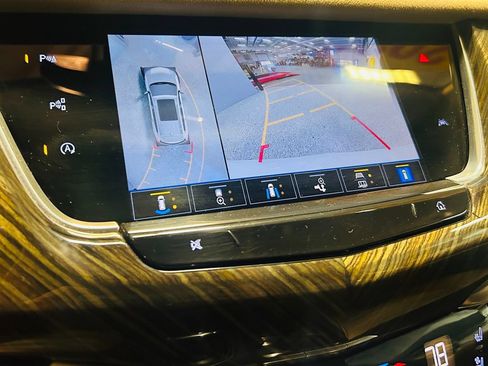 Used 2022 Cadillac XT6 Sport w/ Platinum Package AWD/4WD image 25