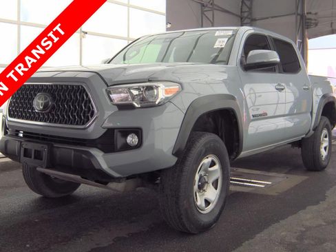 Used 2019 Toyota Tacoma TRD Off-Road w/ Technology Package image 1