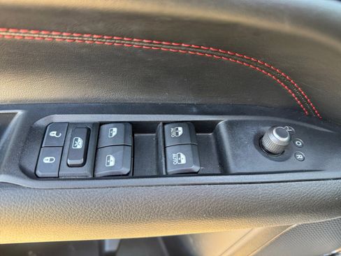 Used 2022 Jeep Compass Trailhawk w/ Trailhawk Convenience Group image 30