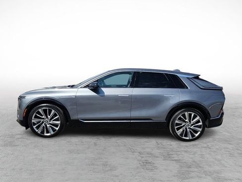 Certified 2023 Cadillac Lyriq Luxury image 7