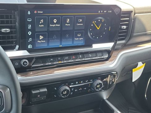 Used 2026 Chevrolet Silverado 1500 RST w/ Z71 Off-Road Package AWD/4WD image 8