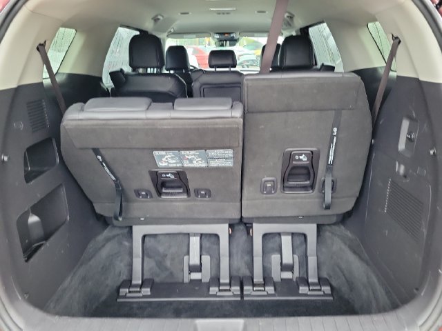 Used 2024 Kia Carnival LX FWD image 9