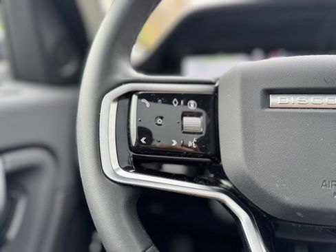 New 2025 Land Rover Discovery Sport S image 25
