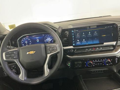 New 2026 Chevrolet Silverado 2500 LT w/ Convenience Package AWD/4WD image 20