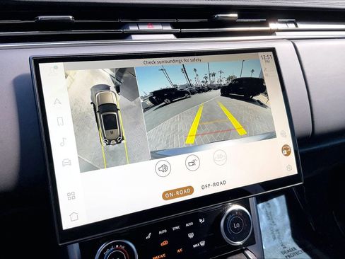 Certified 2023 Land Rover Range Rover SE AWD/4WD image 21