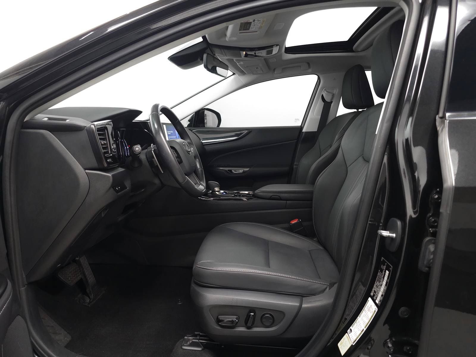 Used 2024 Lexus NX 350 AWD w/ Cold Area Package image 4
