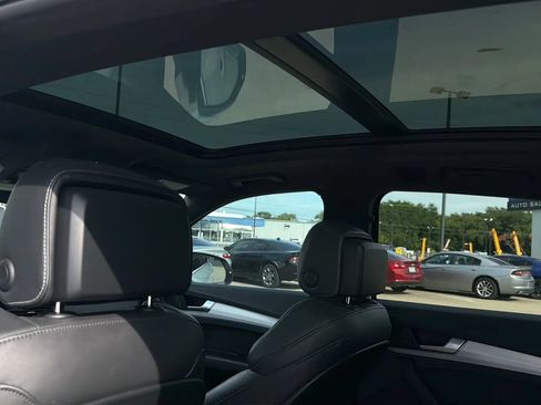 Used 2019 Audi SQ5 Premium w/ Convenience Package AWD/4WD image 42