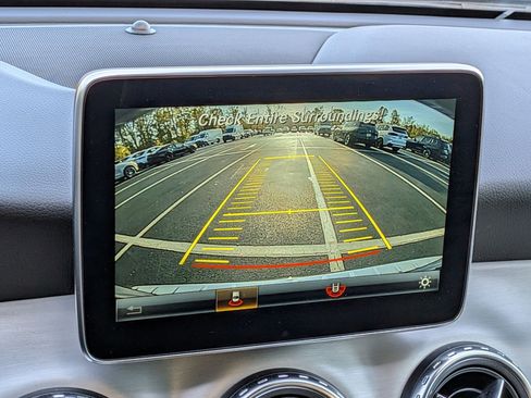 Used 2016 Mercedes-Benz GLA 250 4MATIC image 20