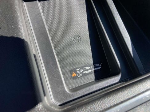 Used 2020 GMC Sierra 1500 AT4 w/ AT4 Premium Package image 14