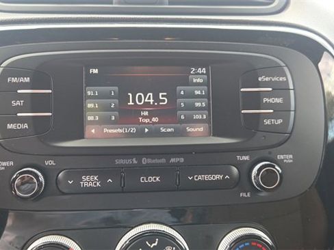 Used 2016 Kia Soul ! w/ Umber Package 1 image 10