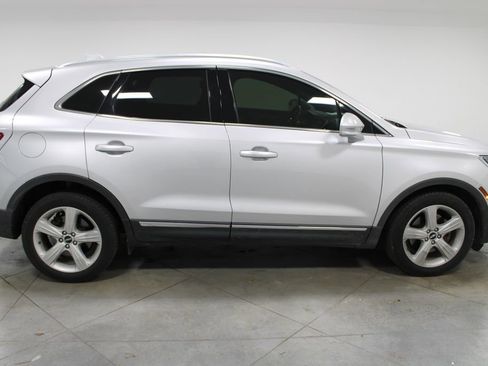 Used 2018 Lincoln MKC Premiere image 11