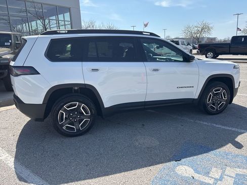 New 2026 Jeep Cherokee Limited AWD/4WD image 31