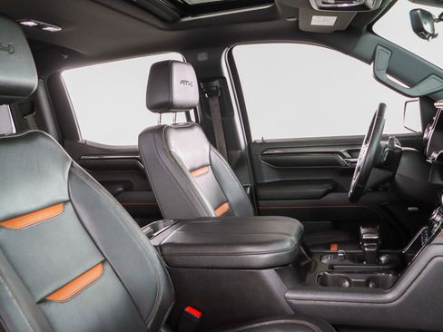 Used 2024 GMC Sierra 1500 AT4 w/ Technology Package AWD/4WD image 31