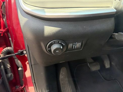 Used 2025 Jeep Compass Limited AWD/4WD image 18