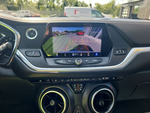 Used 2022 Chevrolet Blazer LT w/ Sound & Technology Package image 8