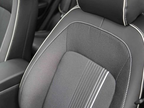 New 2026 Hyundai Venue SEL image 20