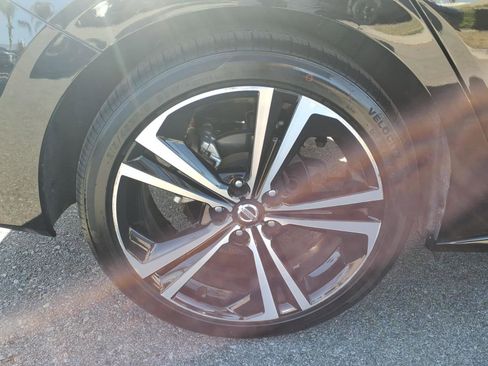 Certified 2022 Nissan Sentra SR w/ Electronics Package image 4