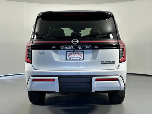 Used 2025 Nissan Armada Platinum Reserve AWD/4WD image 6
