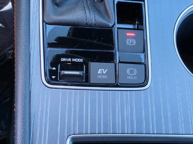 Used 2024 Toyota Sienna XSE w/ XSE Plus Package AWD/4WD image 25