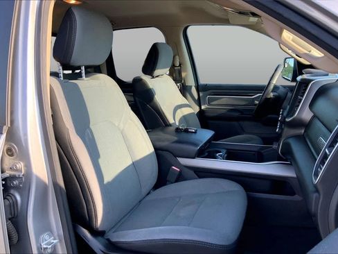 Used 2020 RAM 1500 Big Horn AWD/4WD image 9