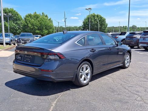 Used 2023 Honda Accord LX image 16