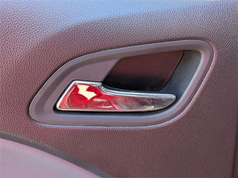 Used 2022 Chevrolet Colorado Z71 w/ Safety Package image 28