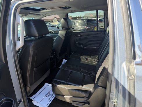 Used 2016 Chevrolet Suburban LT AWD/4WD image 17