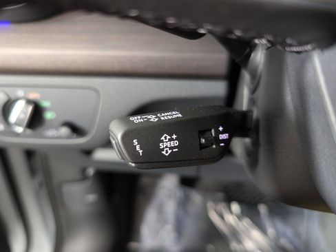 Certified 2025 Audi Q5 2.0T Premium Plus w/ Premium Plus Package image 15