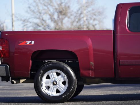 Used 2007 Chevrolet Silverado 1500 LT w/ 1LT Convenience Package image 5
