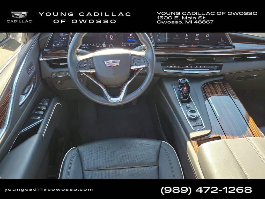 Used 2024 Cadillac Escalade Premium Luxury w/ LPO, Floor Liner Package AWD/4WD image 28