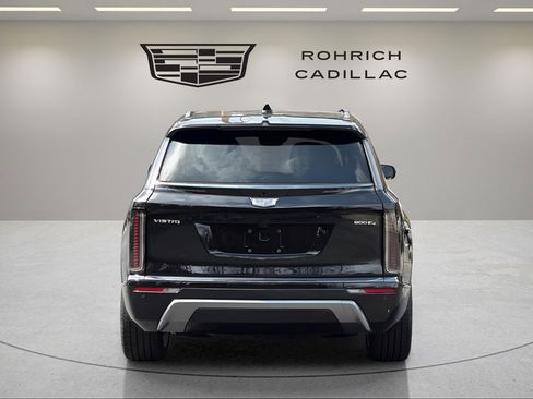 Certified 2026 Cadillac Vistiq Sport w/ LPO, Floor Liner Package AWD/4WD image 6